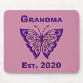 Adorable Butterfly Oma "Est 2020" Mousepad (Vorne)