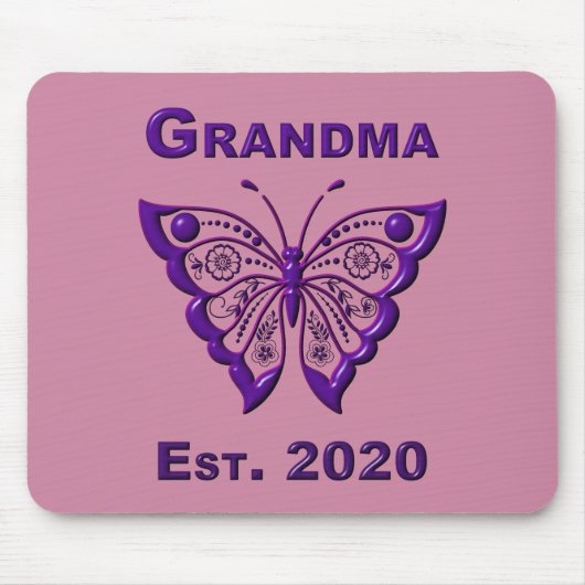 Adorable Butterfly Oma "Est 2020" Mousepad (Vorne)