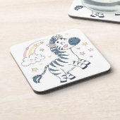 Adorable Cartoon Zebra mit Regenbogen und Sternen  Getränkeuntersetzer (Linke Seite)