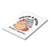Adorable Cat and Dog Hug - Meow & Woof Design Notizblock (Rotiert)