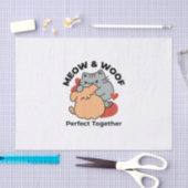 Adorable Cat and Dog Hug - Meow & Woof Design Seidenpapier (Handwerk)