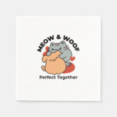Adorable Cat and Dog Hug - Meow & Woof Design Serviette (Vorderseite)