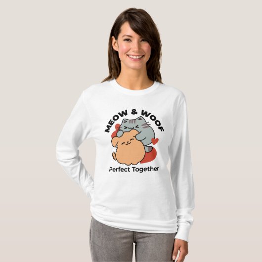 Adorable Cat and Dog Hug - Meow & Woof Design T-Shirt (Vorne ganz)