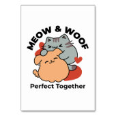 Adorable Cat and Dog Hug - Meow & Woof Design Tischnummer (Vorderseite)