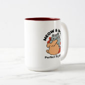 Adorable Cat and Dog Hug - Meow & Woof Design Zweifarbige Tasse (VorderseiteRechts)