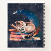 Adorable Cat on Moon Reading A Book Sketchbook Notizblock (Rückseite)