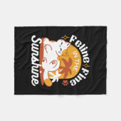 Adorable Cat Relaxen in der Sonne - Sommergäste Fleecedecke (Vorderseite (Horizontal))