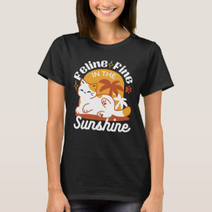 Adorable Cat Relaxen in der Sonne - Sommergäste T-Shirt