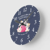 Adorable Cats Cousin machen die besten Freunde zu Runde Wanduhr (Winkel)