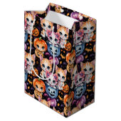 Adorable Cute Watercolor Halloween Kittens Mittlere Geschenktüte (Rückseite Schrägansicht)