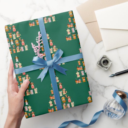 Adorable Dog Christmas Tree Geschenkpapier (Schenken)