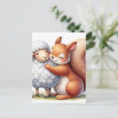 Adorable Eichhörnchen umarmt ein Schaf Postkarte (Stehend Vorderseite)