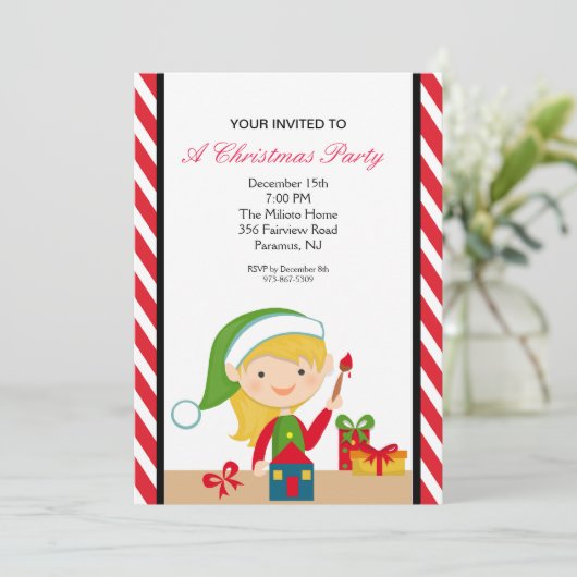 Adorable Elf arbeitet in Workshop Party Einladung (Stehend Vorderseite)