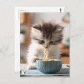 Adorable Fluffy Kitten Eating Ramen Noodles Postkarte (Vorne/Hinten)