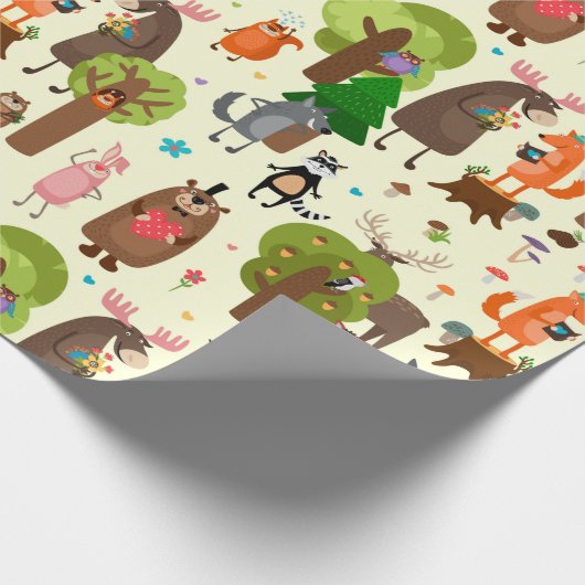 Adorable Forest Crites Geschenkpapier (Ecke)