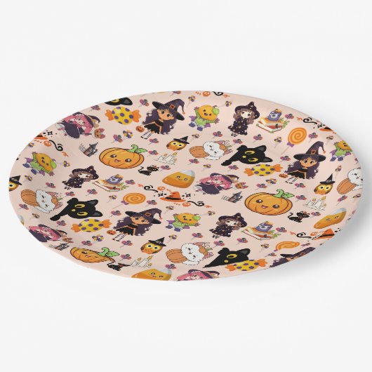 Adorable Funny Kawaii Halloween Muster Pappteller (Schrägansicht)