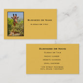 Adorable Giraffe, die seinen Kopf über den Bäumen  Visitenkarte (Vorne/Hinten)