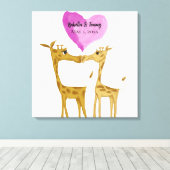 Adorable Giraffe Lovers Leinwanddruck (Insitu (Holzboden))