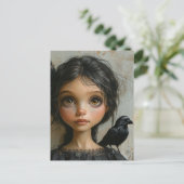 Adorable Girl und ihr Pet Black Bird Postkarte (Stehend Vorderseite)