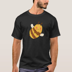 Adorable Happy Wild Bumble Biene Herz Augen Liebe  T-Shirt