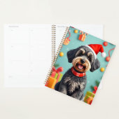 Adorable Hündin in Weihnachtsmannmütze Planer (Anzeige)