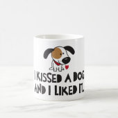 Adorable, ich habe einen Hund geküsst und ich mag  Kaffeetasse (Mittel)