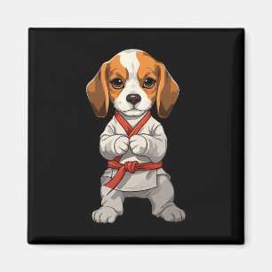 Adorable Karate Hund mit festgestelltem Aussehen Magnet