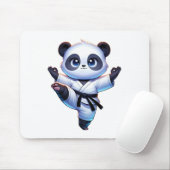 Adorable Karate Panda Crane Kick Pose Mousepad (Mit Mouse)