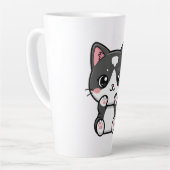 Adorable Kawaii Tabby Kitten Illustration Milchtasse (Linke Ecke)