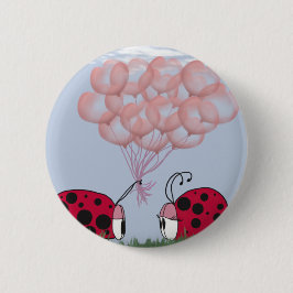 Adorable Ladybug mit Hübschem rosa Ballon Bouquet Button