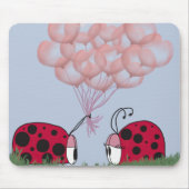 Adorable Ladybug mit Hübschem rosa Ballon Bouquet Mousepad (Vorne)