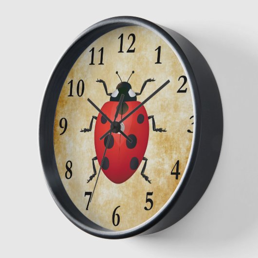 Adorable Ladybug Wall Clock! Uhr (Winkel)