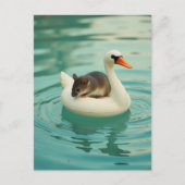 Adorable Maus auf einem Swan Pool Floating Postkarte (Vorderseite)