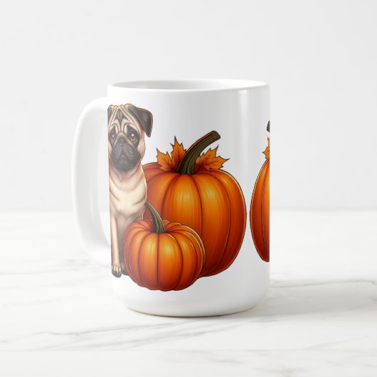 Adorable Mops neben Pumpkins und Blätter sitzen Kaffeetasse (Vorderseite Links)