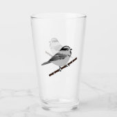 Adorable Mountain Chickadee Bird Illustriert Glas (Vorderseite)