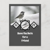Adorable Mountain Chickadee Monogram Foto Einladungspostkarte (Vorderseite)