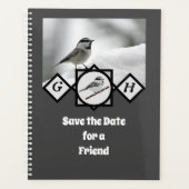 Adorable Mountain Chickadee Monogram Foto Planer (Vorderseite)