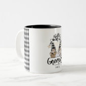 Adorable Niedlich Gnomes Black Buffalo Kariert Zweifarbige Tasse (Vorderseite Links)