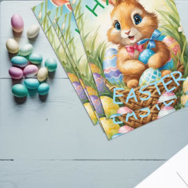 Adorable Ostersonnige Kaninchen im Korb mit Eiern Postkarte