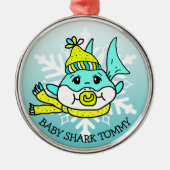 Adorable Personalisierte Babyhaie und Schneeflocke Ornament Aus Metall (Vorne)