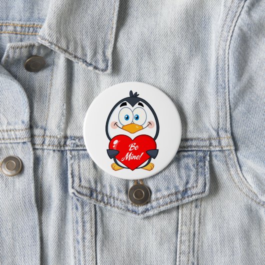 Adorable Pinguin Holding Be Mine Herz Button (Beispiel)