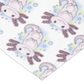 Adorable rosa axolotale Cartoon Tischdecke (Schrägansicht)