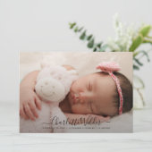 Adorable Script Name Foto Geburtsankündigung (Stehend Vorderseite)