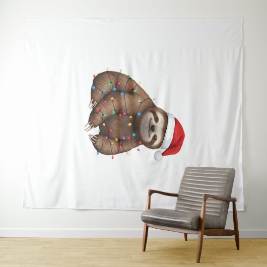 Adorable Sloth Wrapped in Holiday Lights Classic T Wandteppich (Beispiel (Horizontal))