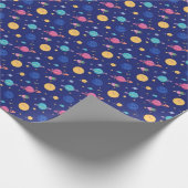 Adorable Space Design: Lächelnde Planeten und Shoo Geschenkpapier (Ecke)