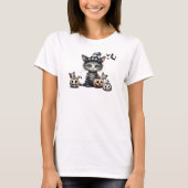 Adorable Spooky Halloween Kitten T-Shirt (Vorderseite)