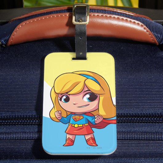 Adorable Supergirl Stance Gepäckanhänger (Vorderseite Insitu 2)