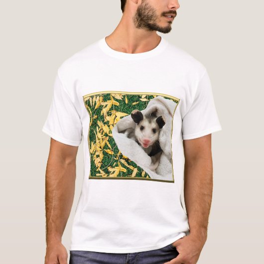 Adorable Sweet Baby Opossum T-Shirt (Vorderseite)