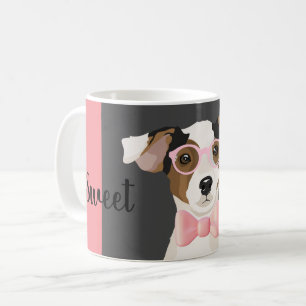 Adorable Terrier Hund mit Brille und Bugs-Krawatte Kaffeetasse