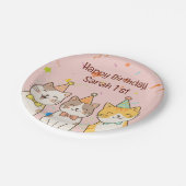 Adorable Trio of Birthday Cats | Custom Name & Age Pappteller (Schrägansicht)